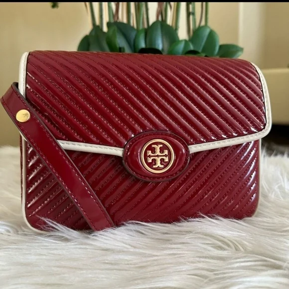 TORY BURCH ROBINSON PATENT  Red Shoulder Bag - Picture 7 of 8